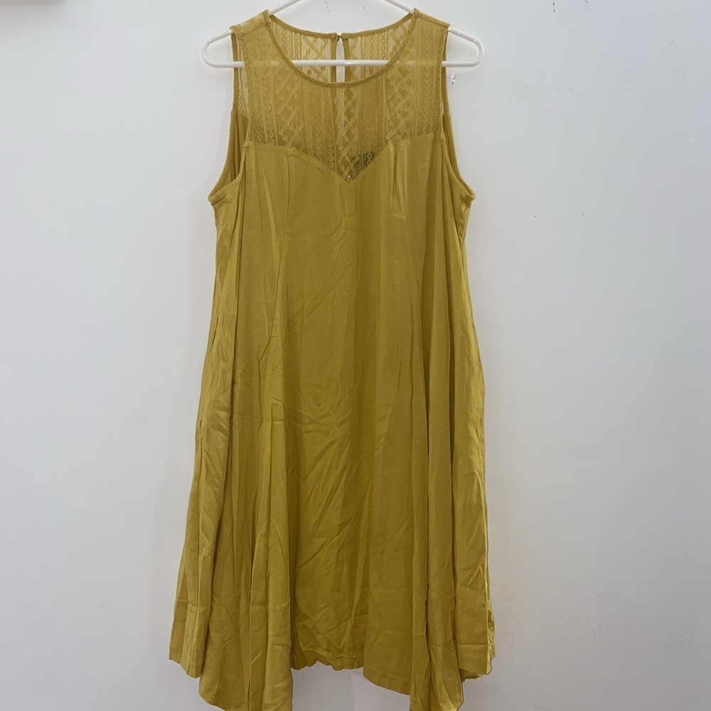 Torrid Yellow Lace Accent Hanky Pocketed Trapeze Dress Size 1‎ NWT